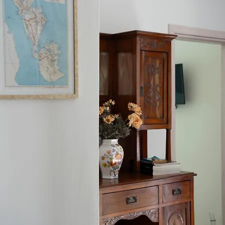 Captains' House Villa *