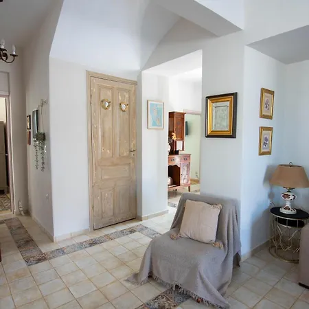 Captains' House Villa *