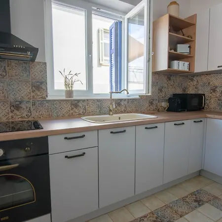 Captains' House Villa *